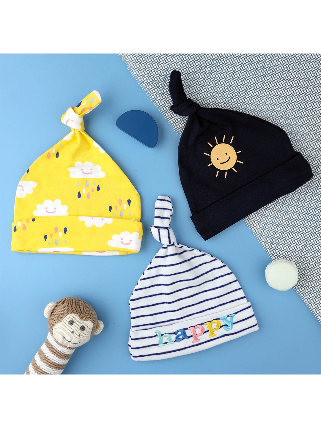 

KICKS & CRAWL Kids Pack of 3 Navy Blue & Yellow Printed Cotton Beanie