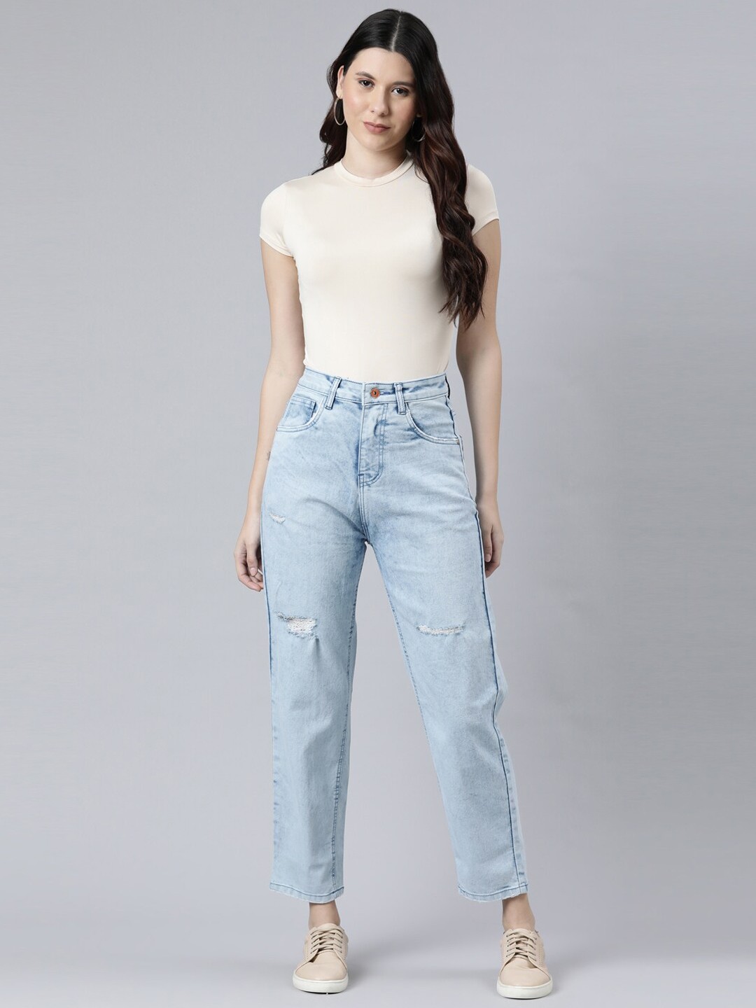 

ZHEIA Women Blue Low Distress Heavy Fade Relaxed Fit Jeans
