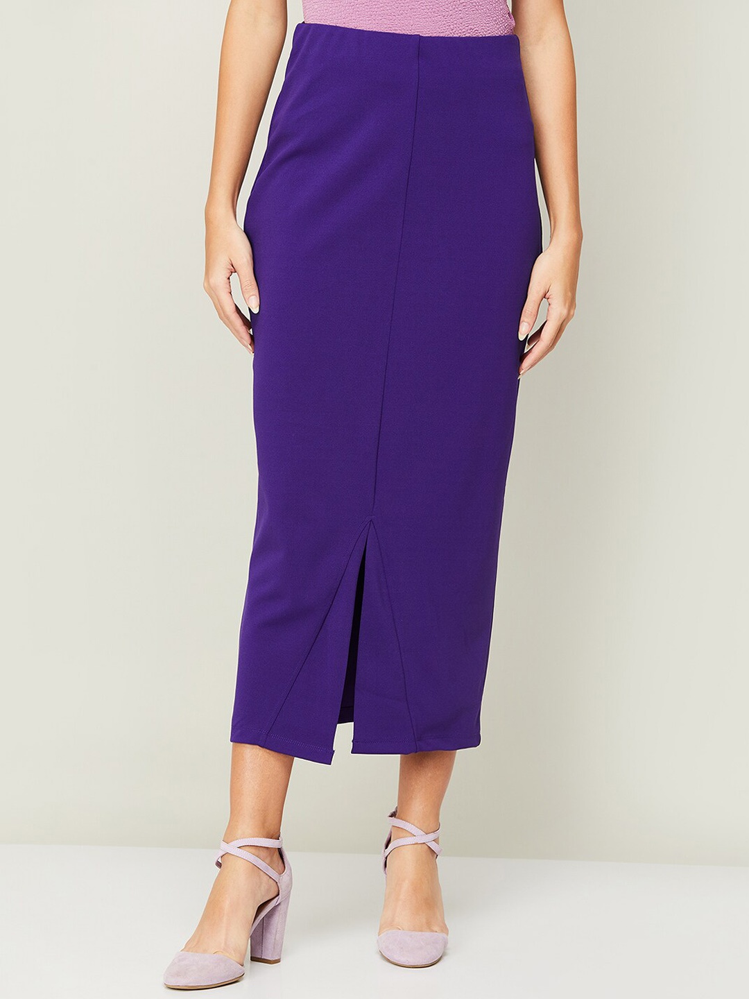 

CODE by Lifestyle Women Purple Pencil Midi Skirt