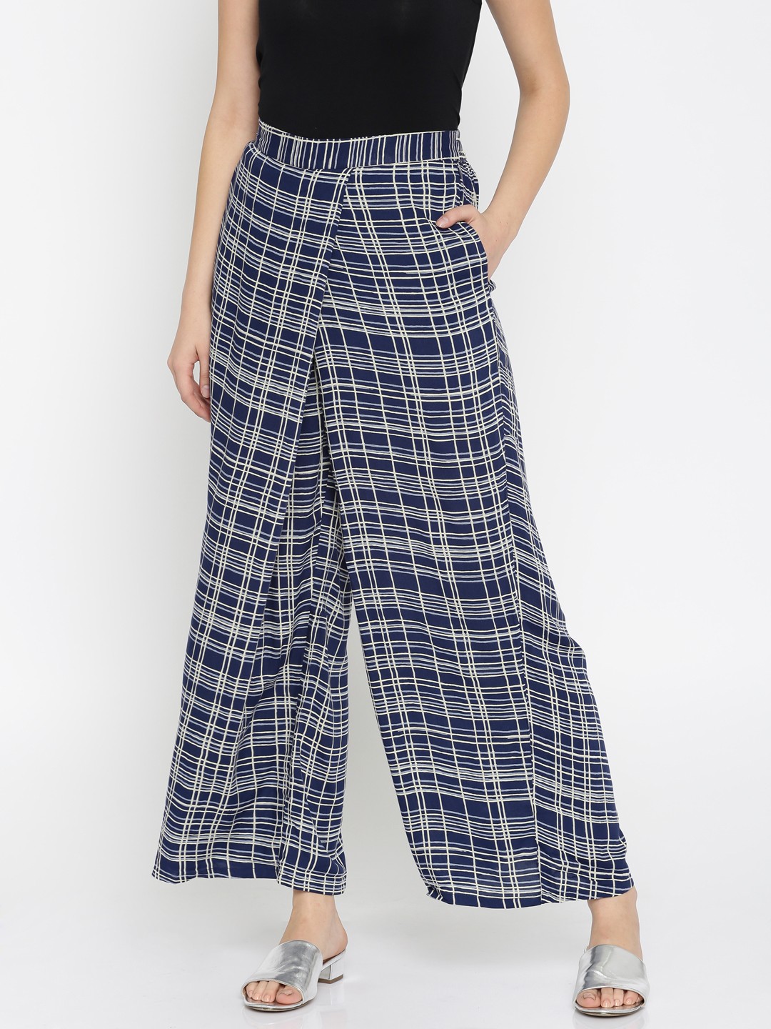 

Global Desi Women Blue & Beige Loose Fit Checked Regular Trousers