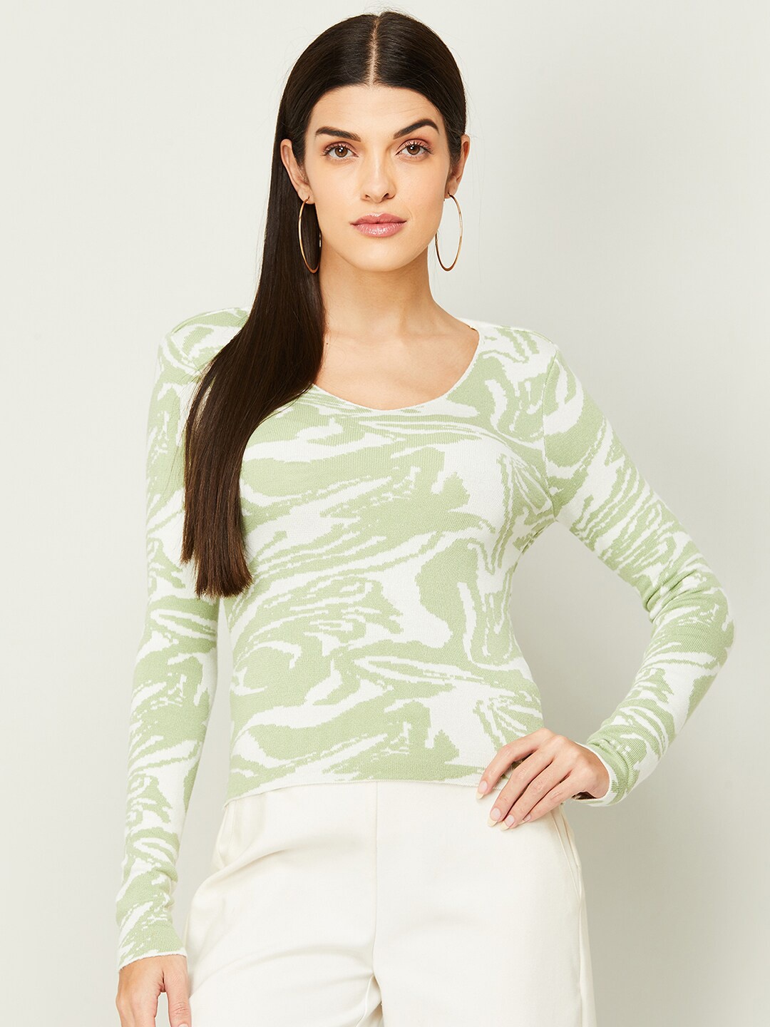 

Ginger by Lifestyle Women Green & White Tropical Print Top