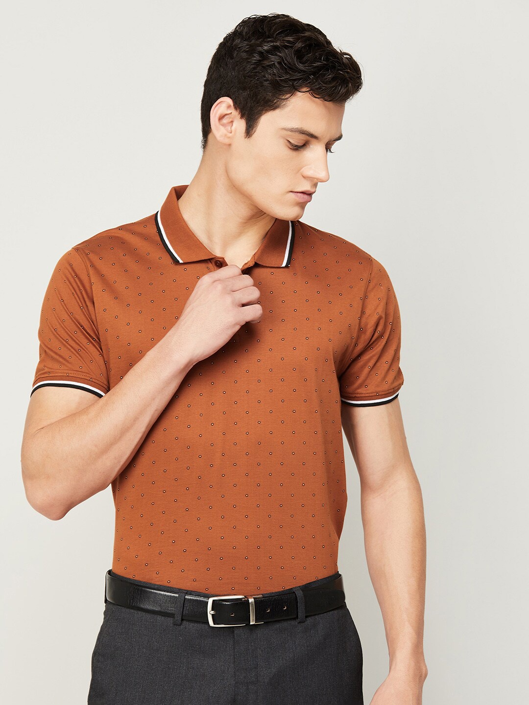 

CODE by Lifestyle Men Brown Polo Collar T-shirt