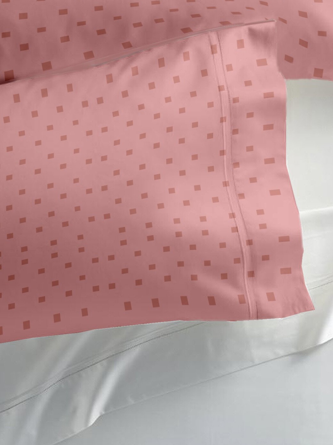 

BLUE DAHLIA Maroon Printed 300 TC Cotton Pillow Covers