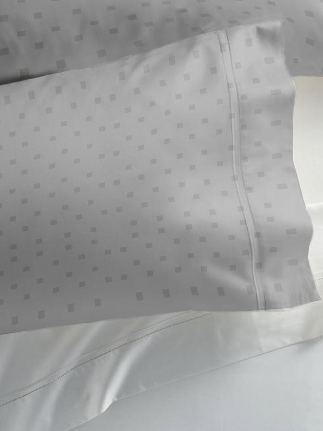 

BLUE DAHLIA Grey Printed Pure-Cotton 300 TC Pillow Cover