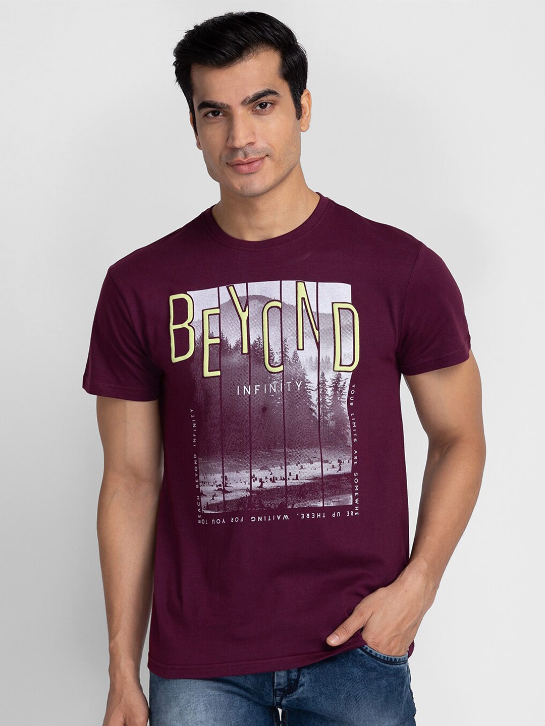 

Globus Men Burgundy Printed Cotton T-shirt