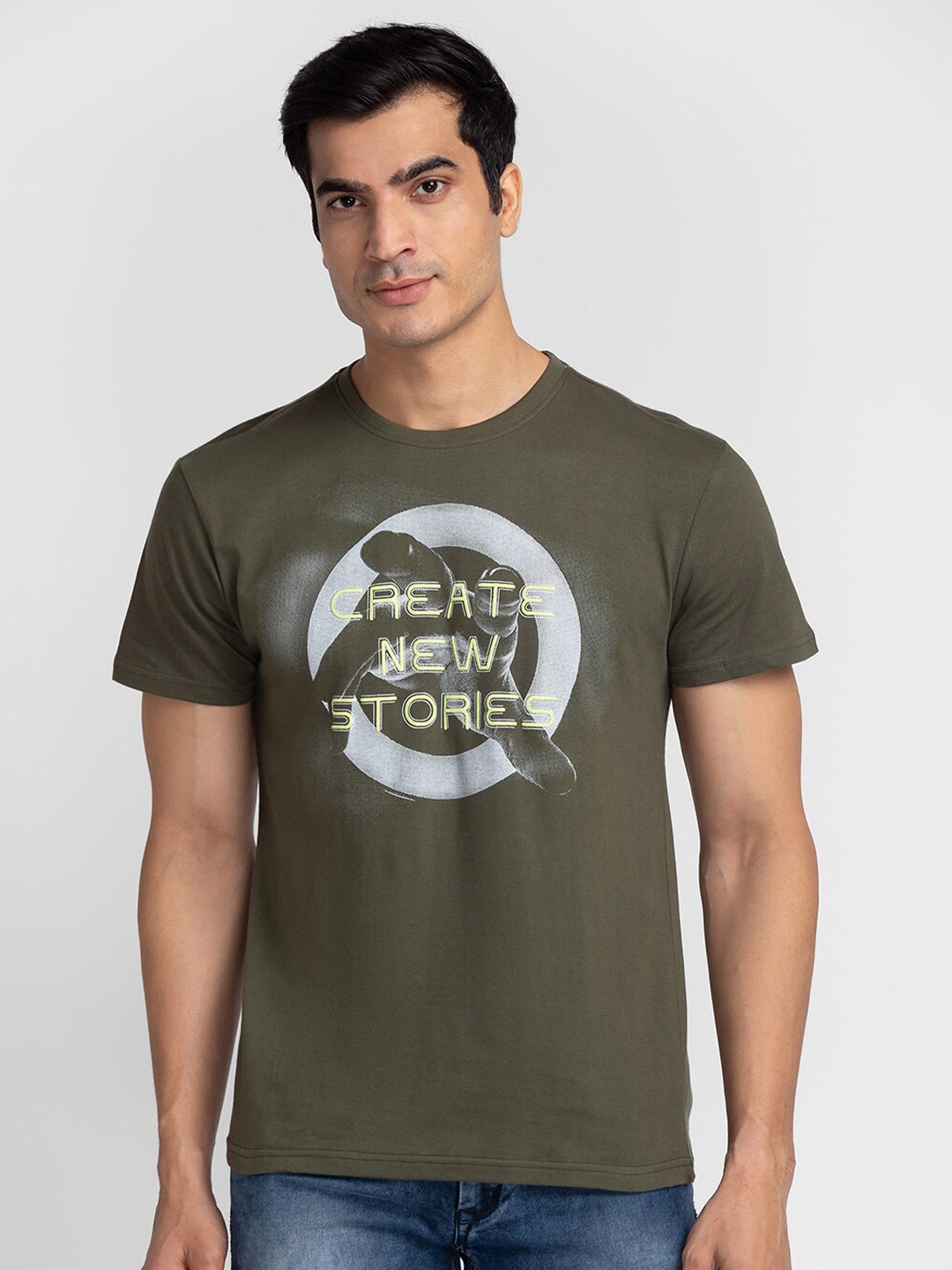 

Globus Men Olive Green Printed Raw Edge T-shirt