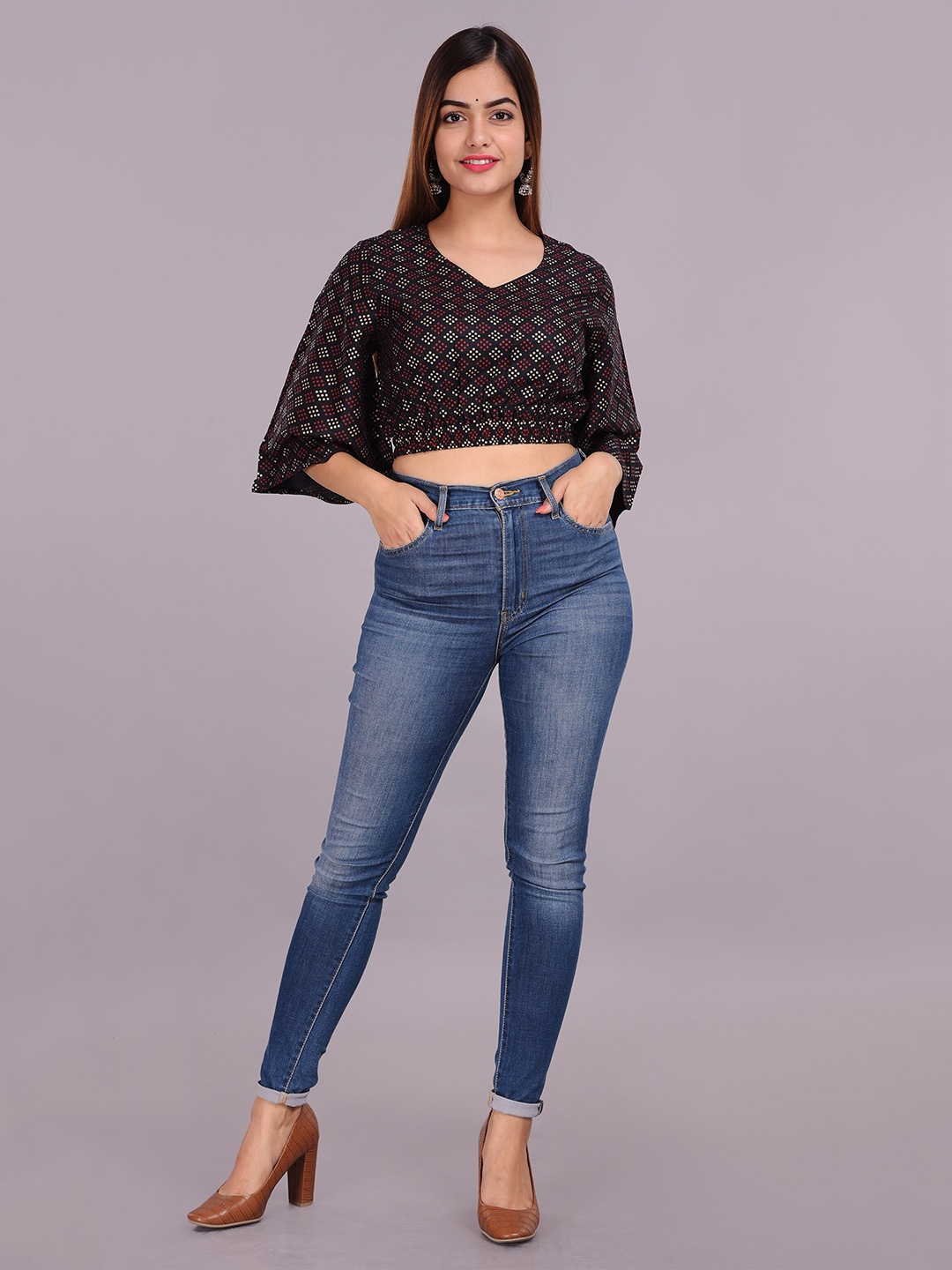 

PURSHOTTAM WALA Black & Red Geometric Print Crop Top