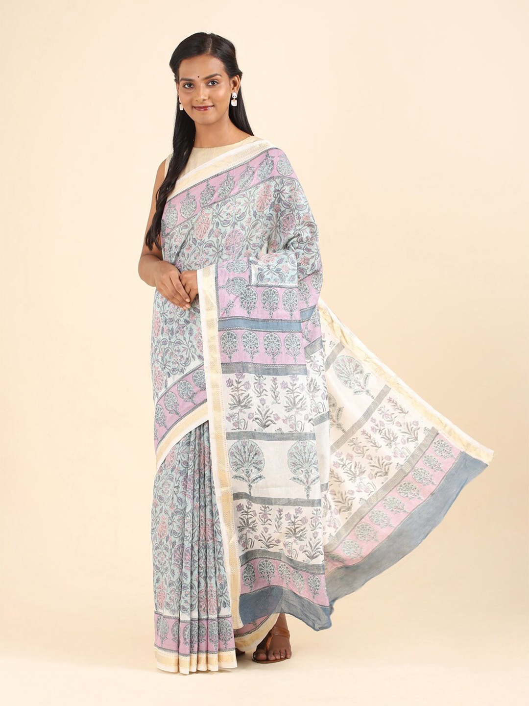 

Taneira Blue & Grey Floral Zari Silk Cotton Saree