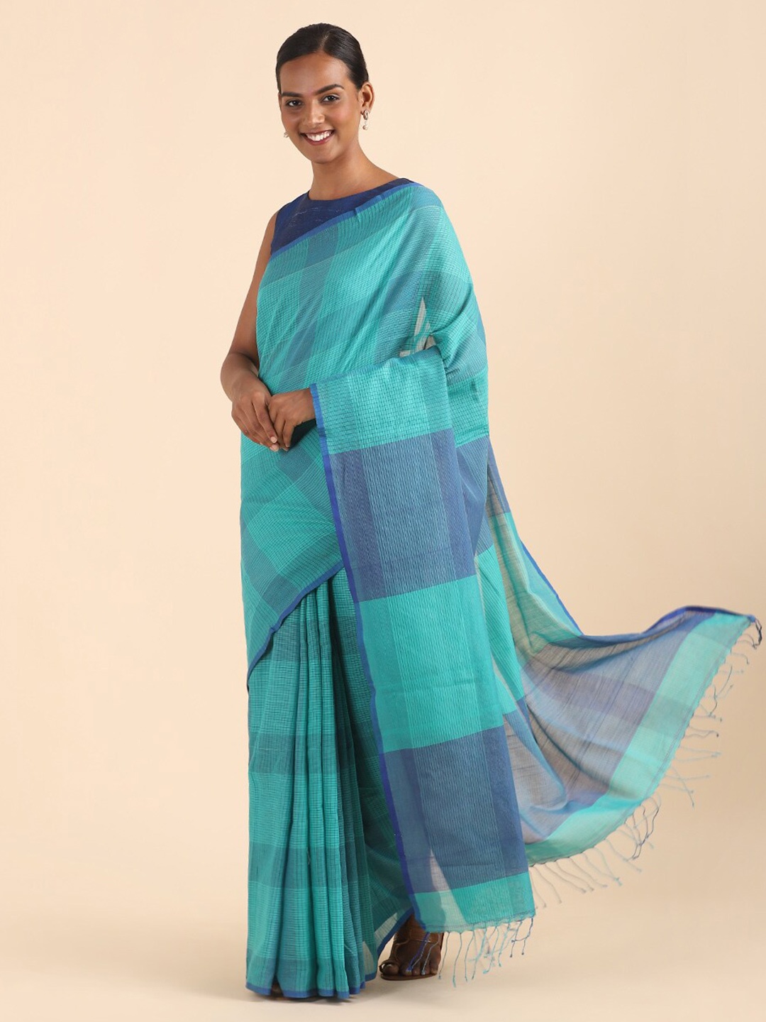 

Taneira Blue & Green Checked Pure Cotton Saree