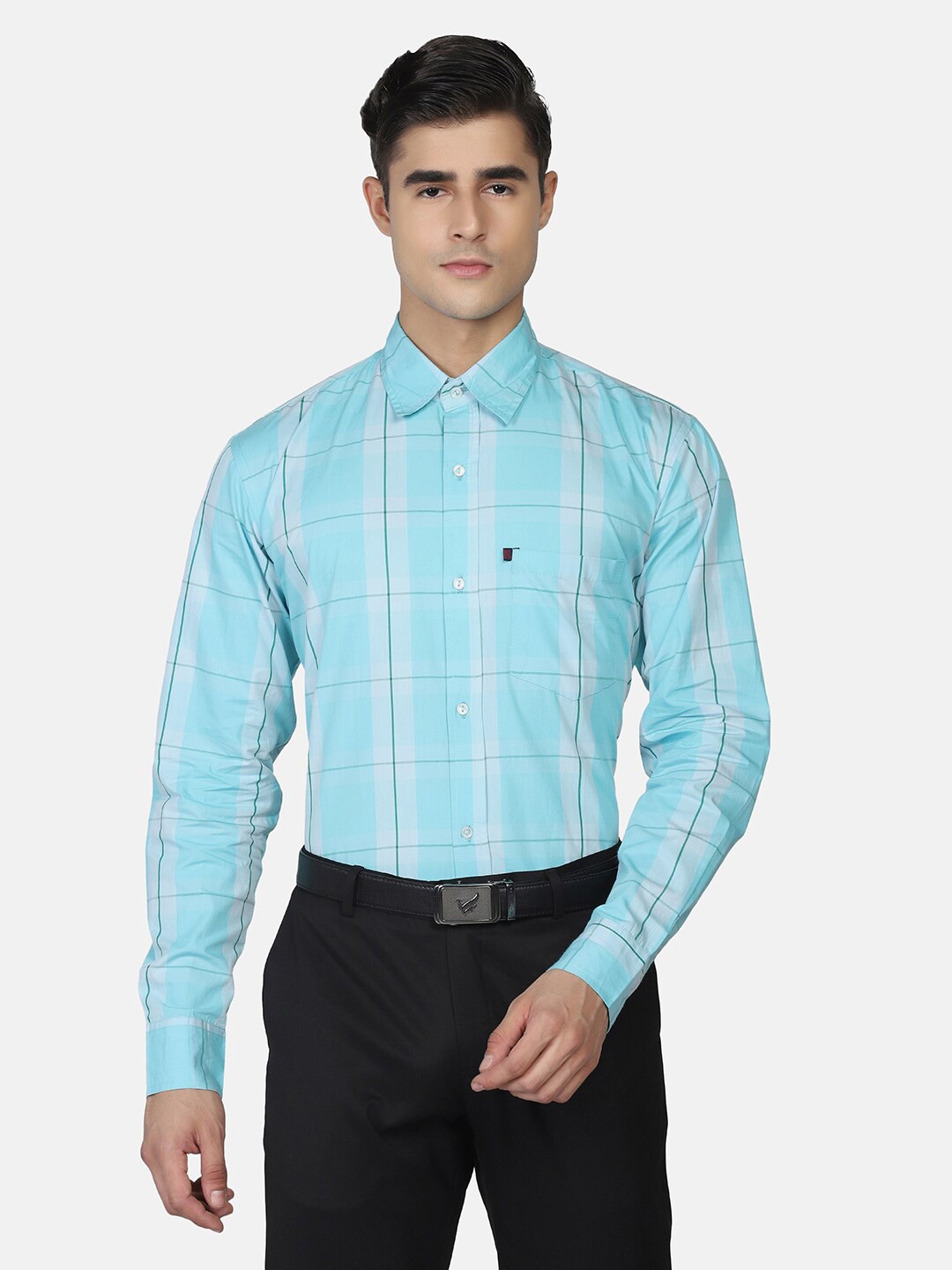 

TAHVO Men Blue Comfort Slim Fit Checked Formal Shirt