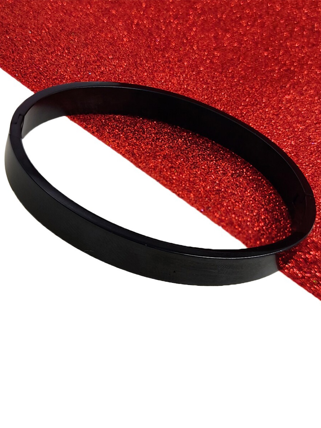 

Saizen Unisex Black Handcrafted Cuff Bracelet