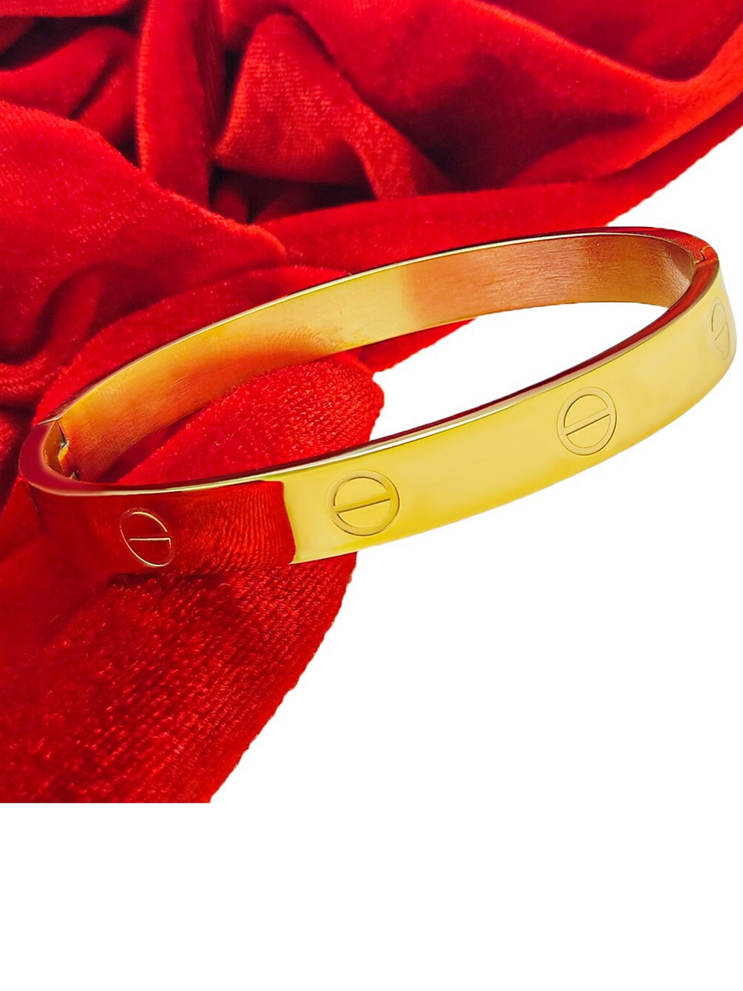 

Saizen Unisex Gold-Toned Gold-Plated Kada Bracelet