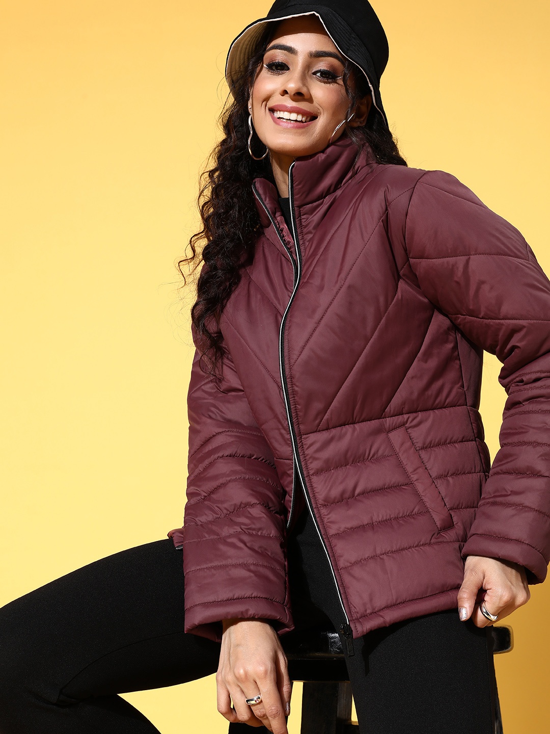 

SASSAFRAS Women Maroon Solid Mock Collar Puffer Jacket