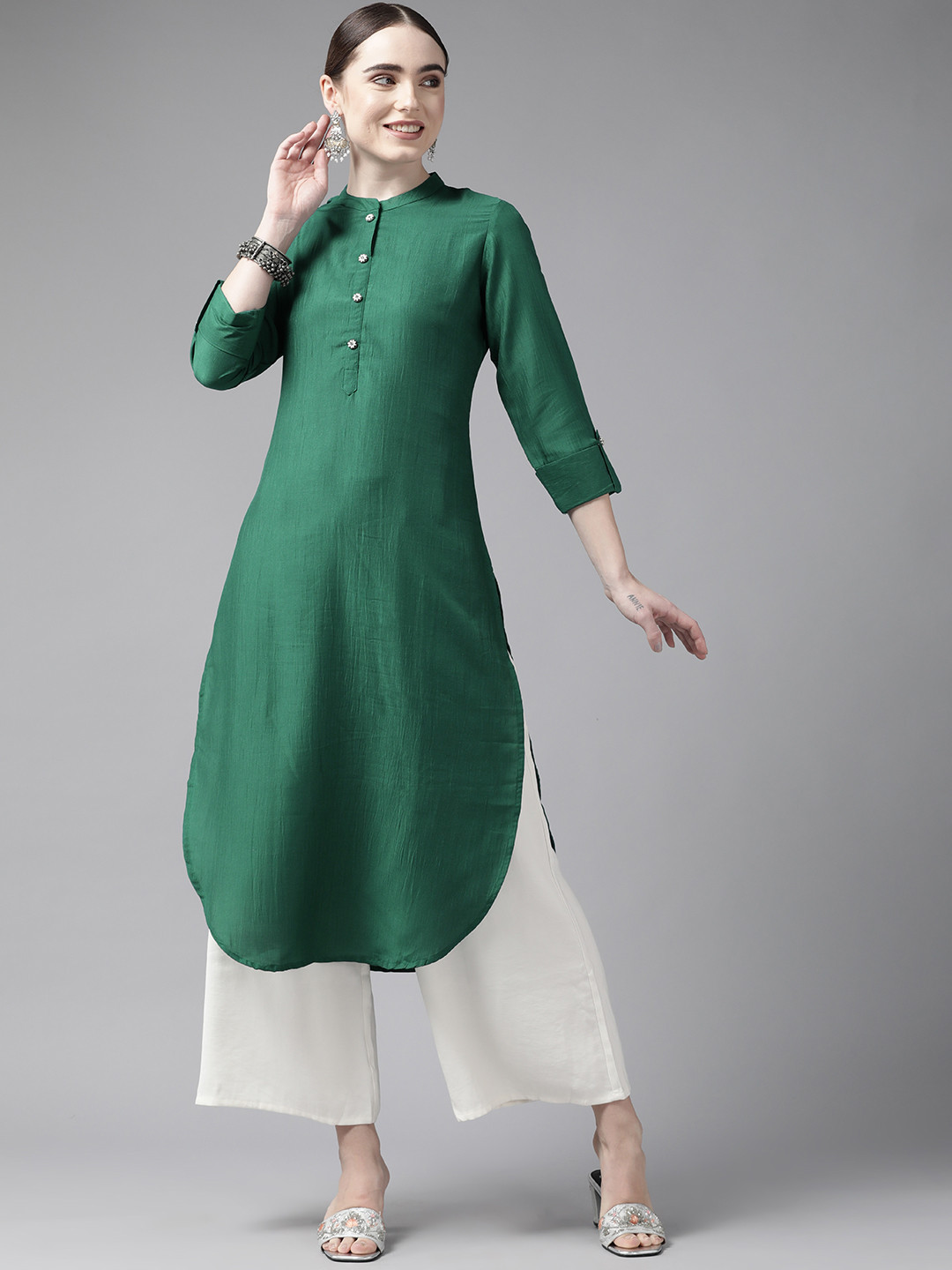 

Yufta Women Green Solid Pure Silk Pathani Kurta