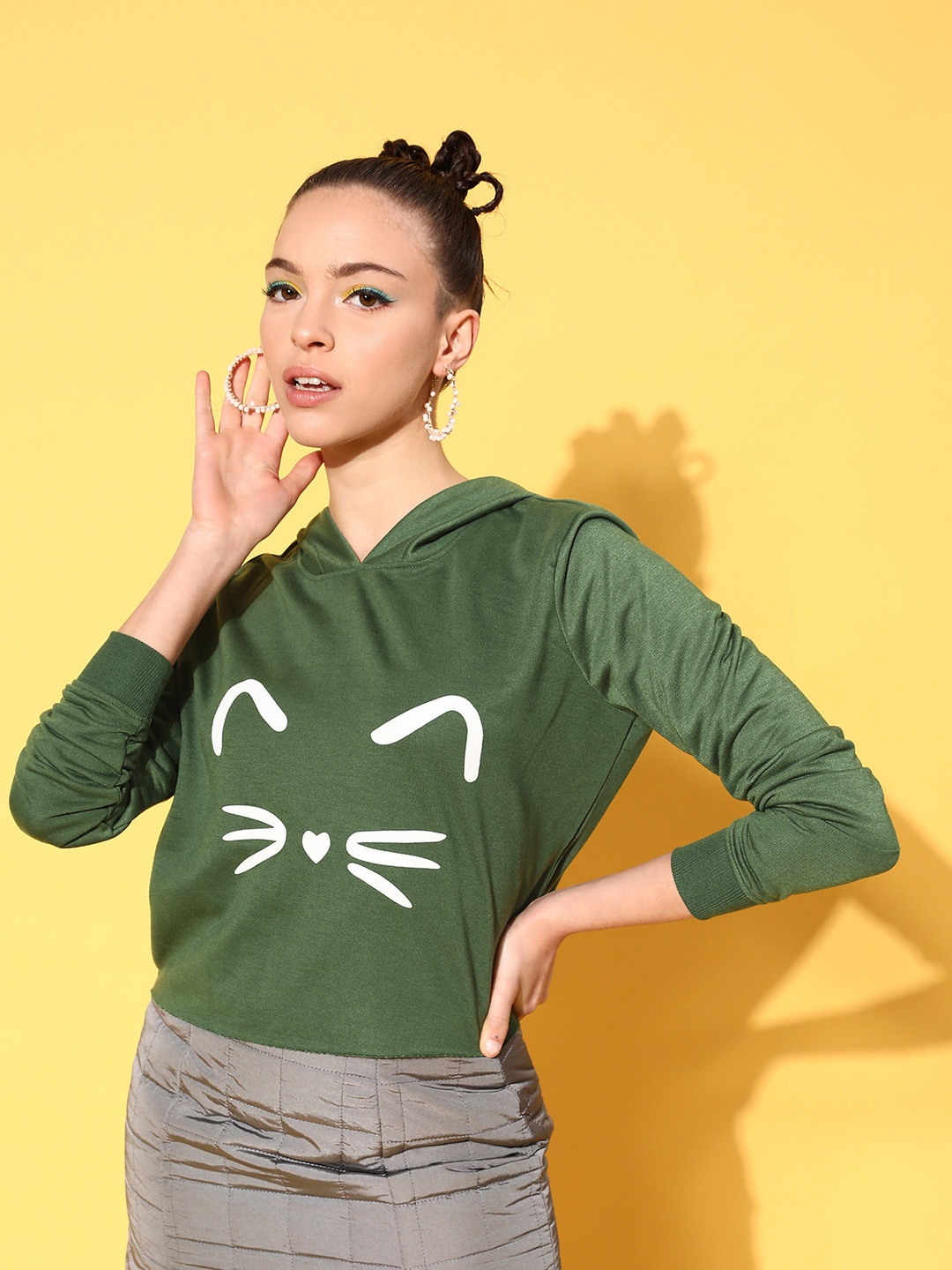 

SASSAFRAS Women Green & White Graphic Printed Hooded Sweatshirt