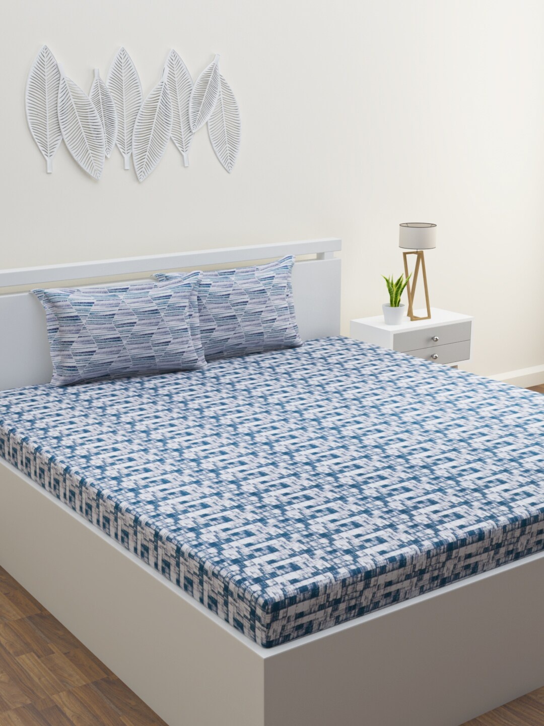 

HOME AFFAIRS Blue & White 144 TC Pure Cotton Queen Bedsheet with 2 Pillow Covers