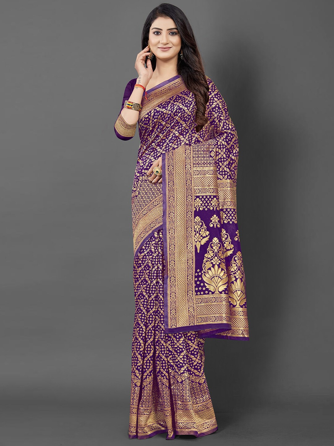 

KALINI Purple & Gold-Toned Ethnic Motifs Zari Silk Blend Banarasi Saree