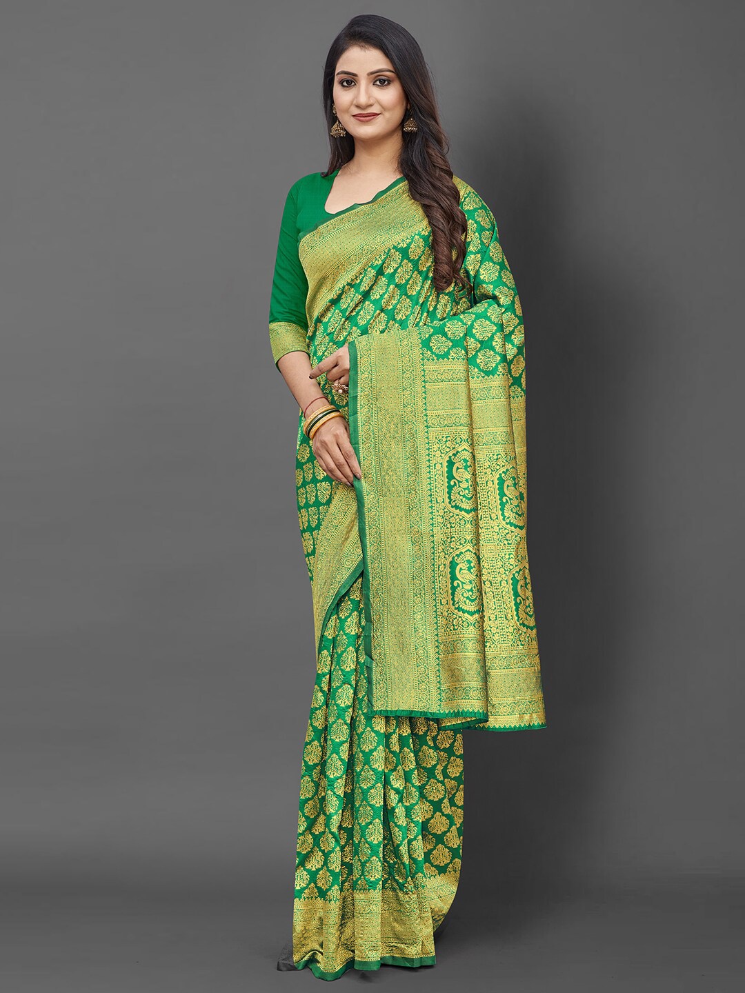 

KALINI Green & Gold-Toned Ethnic Motifs Zari Silk Blend Banarasi Saree