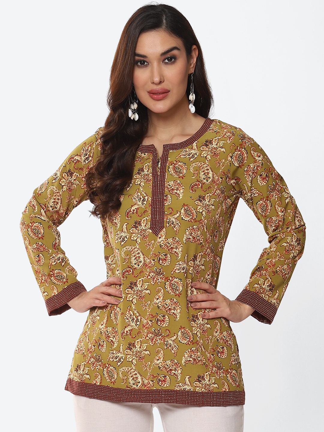 

Biba Green Floral Printed Straight Fit Kurti