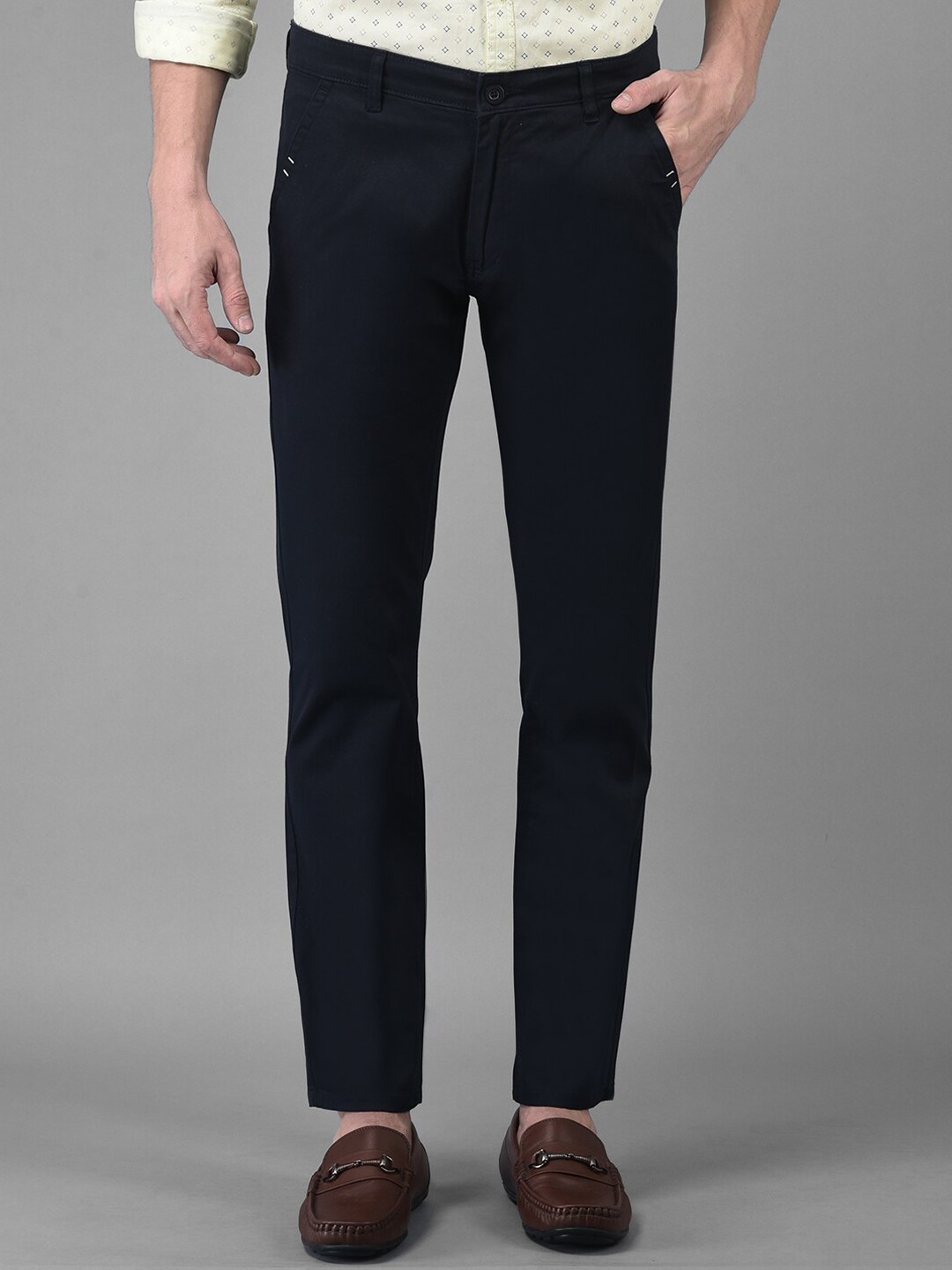 

Canary London Men Navy Blue Smart Slim Fit Wrinkle Free Cotton Trousers