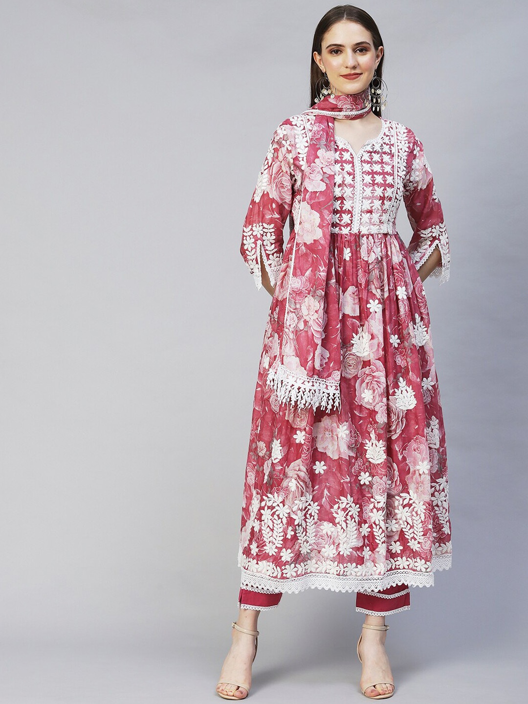 

Envy Me by FASHOR Women Pink Floral Printed Pleated Kurta with Trousers & Dupatta