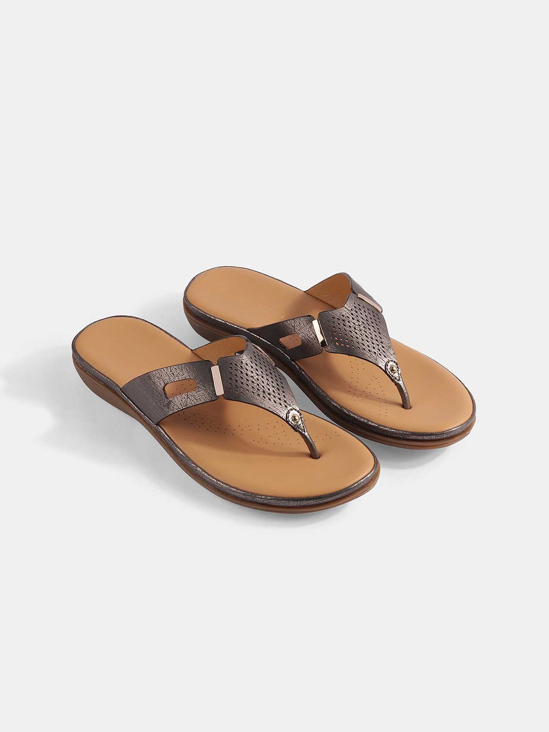 

LEMON & PEPPER Women Brown Textured T-Strap Flats with Laser Cuts
