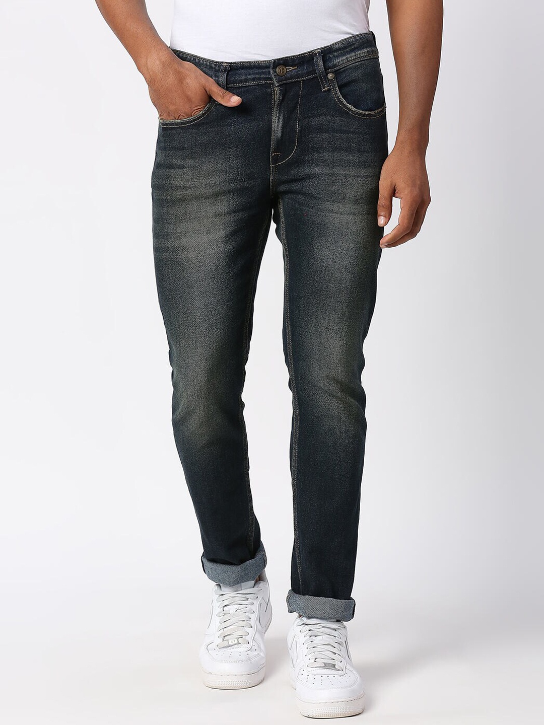 

Pepe Jeans Men Skinny Fit Low-Rise Heavy Fade Stretchable Jeans, Blue