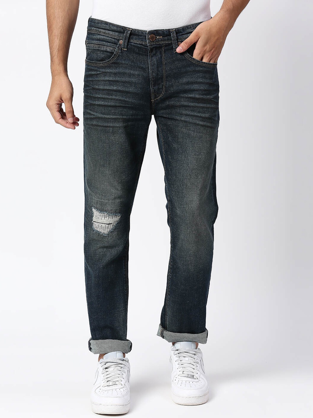 

Pepe Jeans Men Slash Knee Light Fade Stretchable Jeans, Black