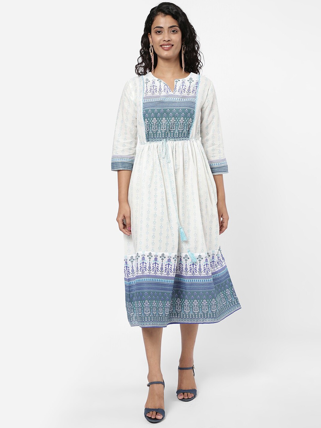 

R&B Women Blue Floral Printed Kurta