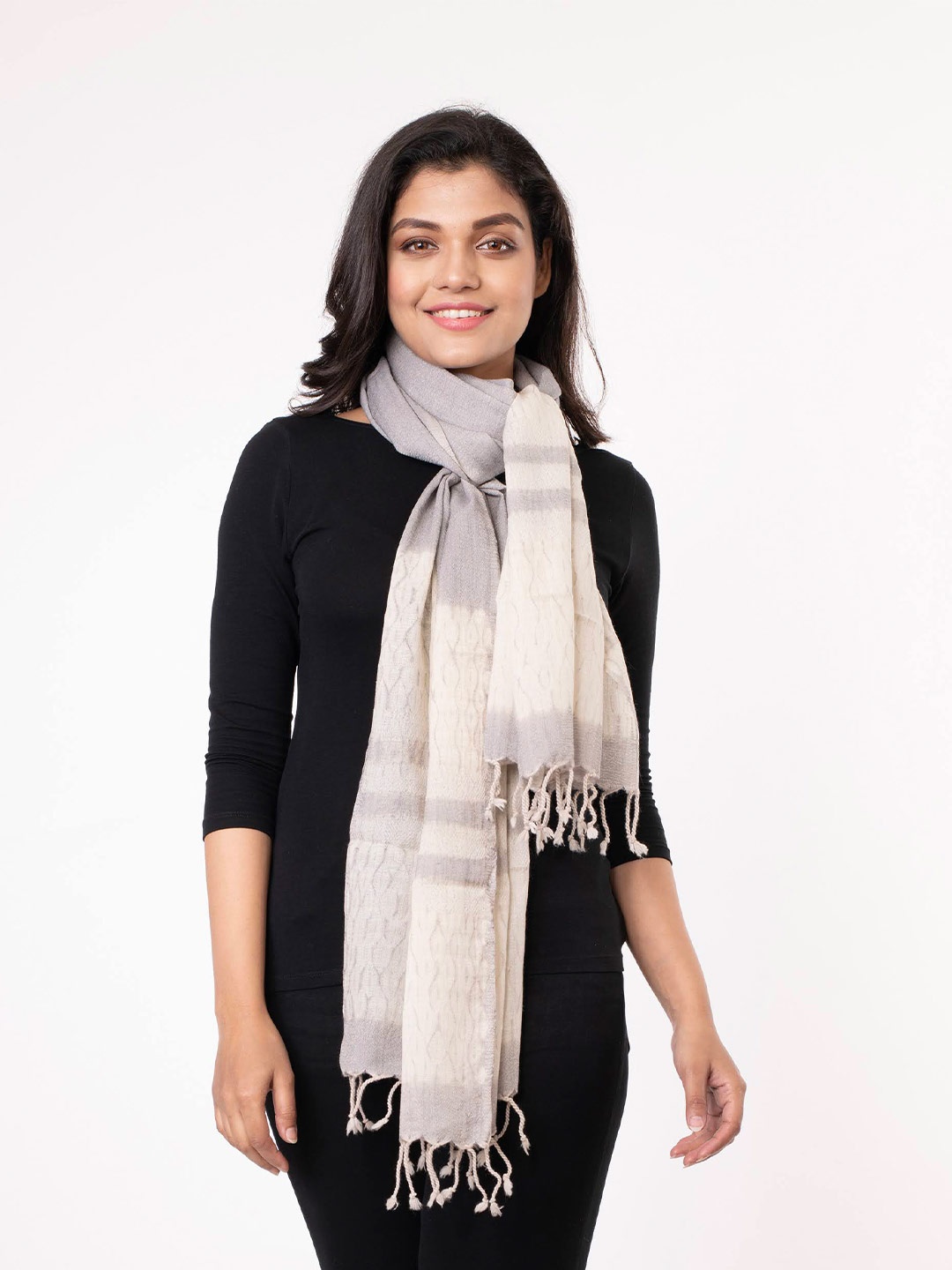 

ArtEastri Women Handloom Shibori Merino Wool Stole, Grey