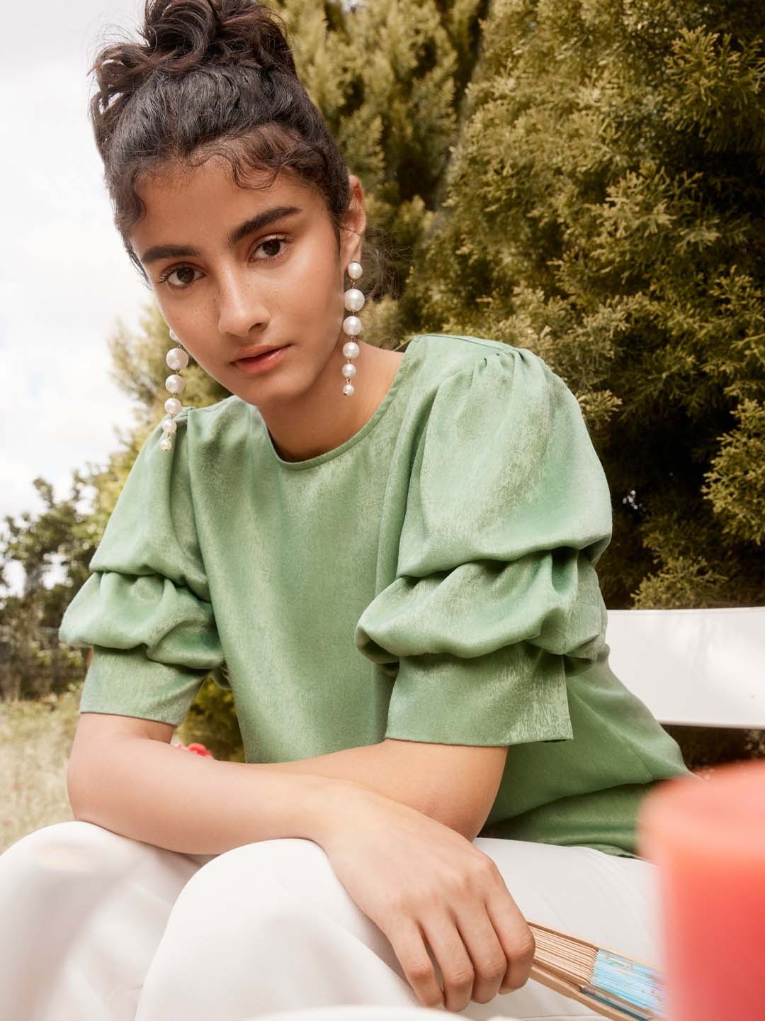 

Zink London Green Solid Puff Sleeve Top