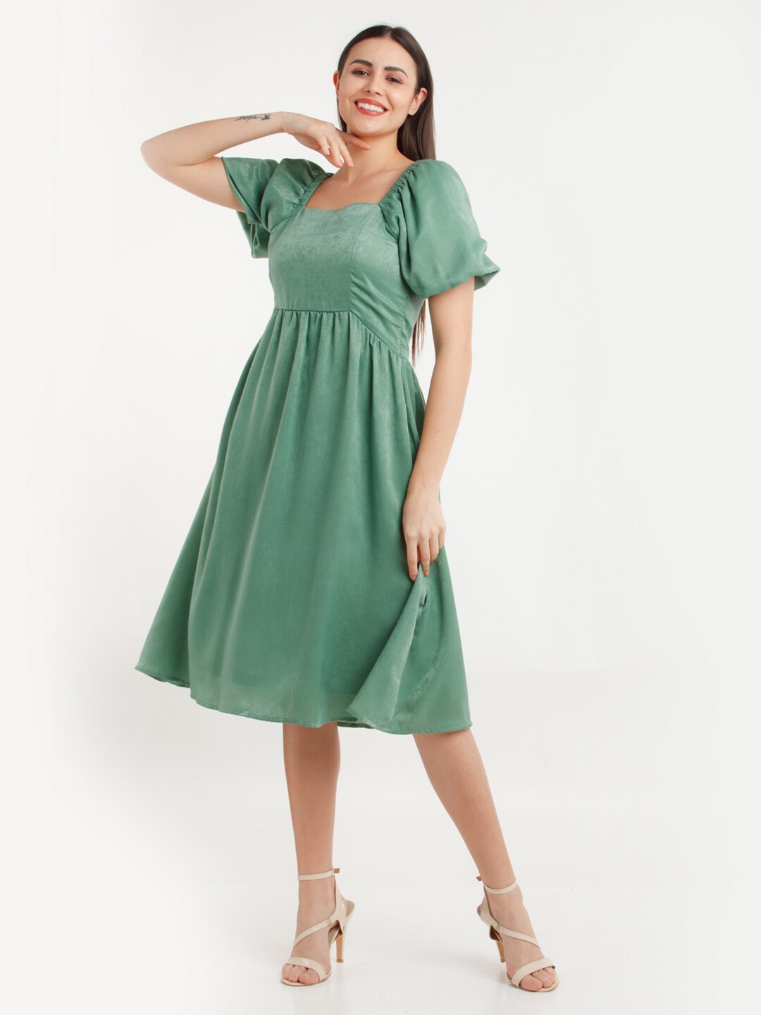 

Zink London Short Sleeves Fit and Flare Square Neck Dress, Green