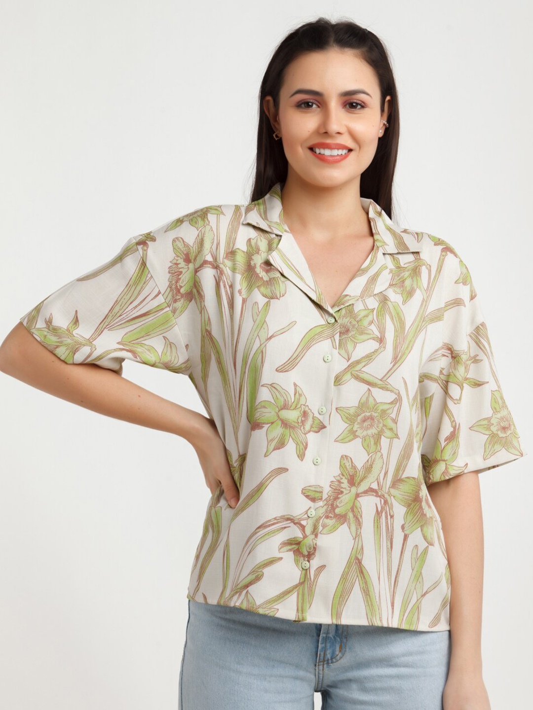 

Zink London Women Off White & Green Floral Printed Casual Shirt