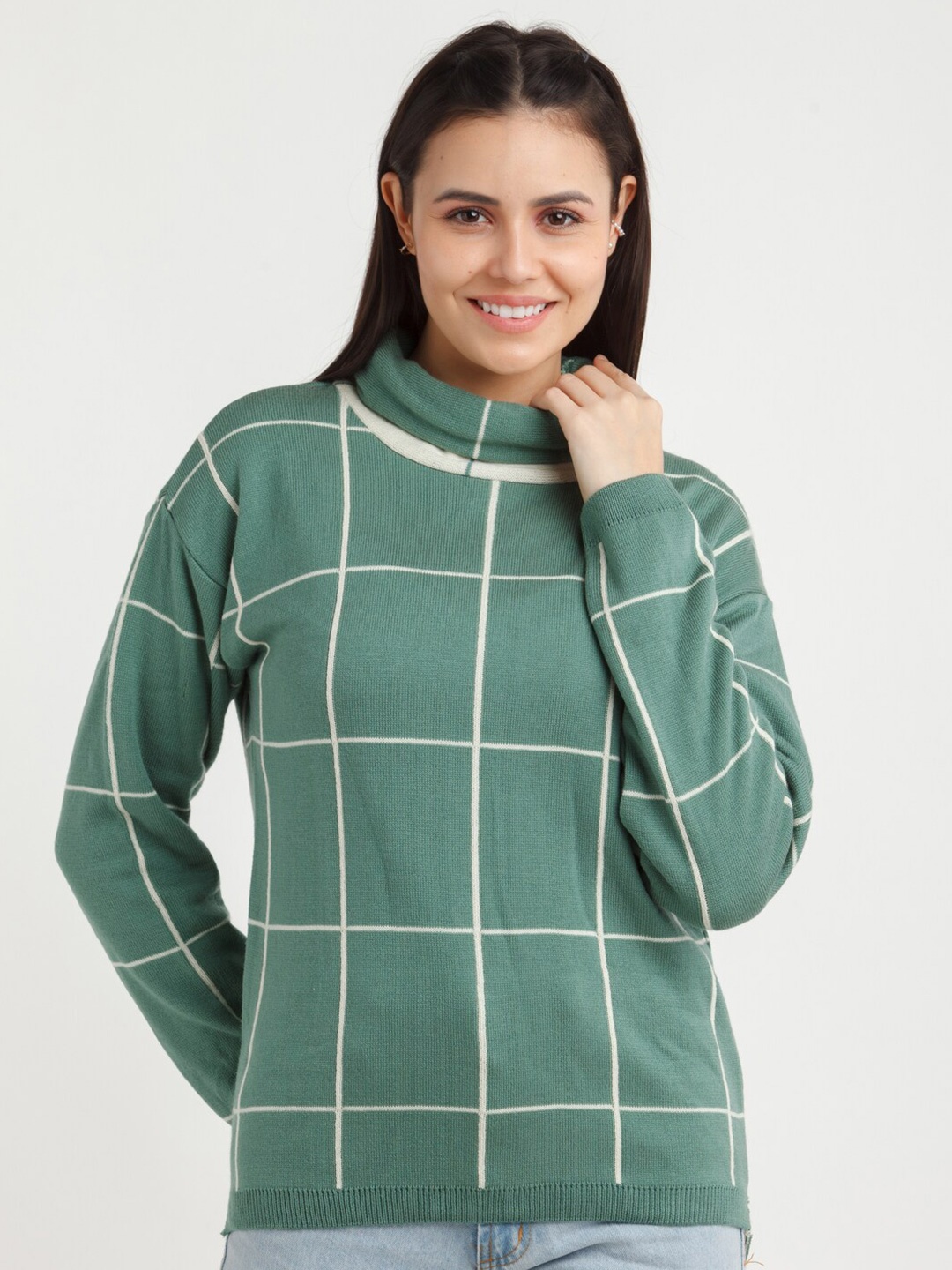 

Zink London Women Green & White Checked Checked Pullover