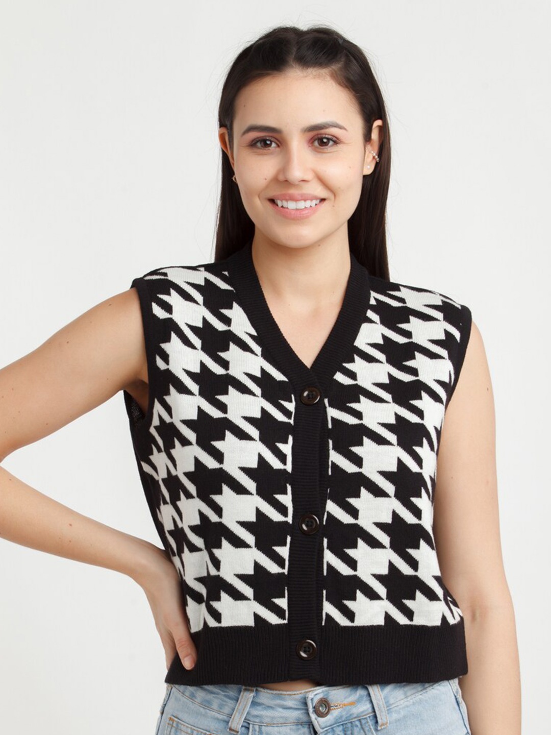

Zink London Women Black & White Abstract Self Design Acrylic Cardigan