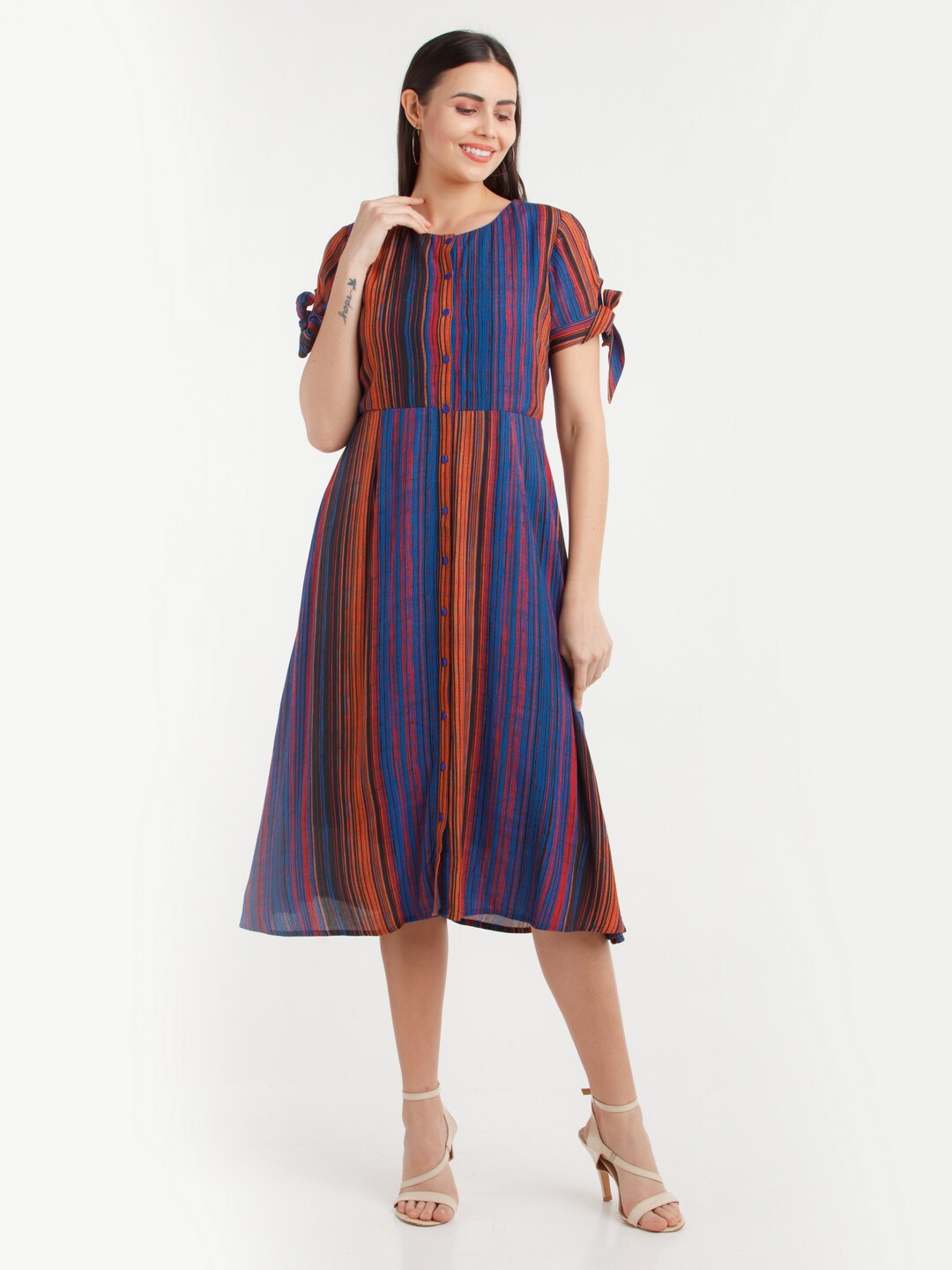 

Zink London Blue Striped Midi Dress