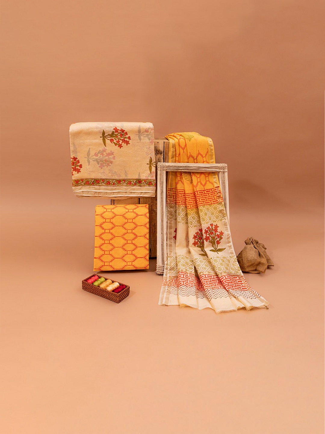

ArtiZenWeaves Cream-Coloured & Orange Printed Pure Silk Unstitched Dress Material