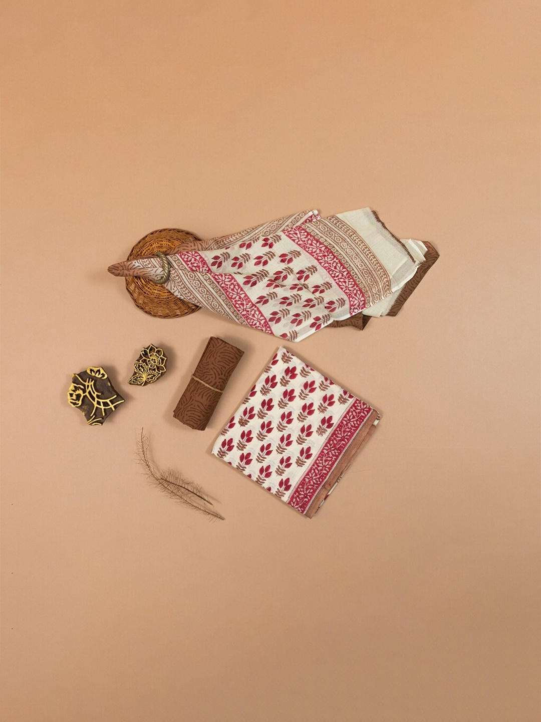 

ArtiZenWeaves Cream-Coloured & Pink Printed Unstitched Dress Material