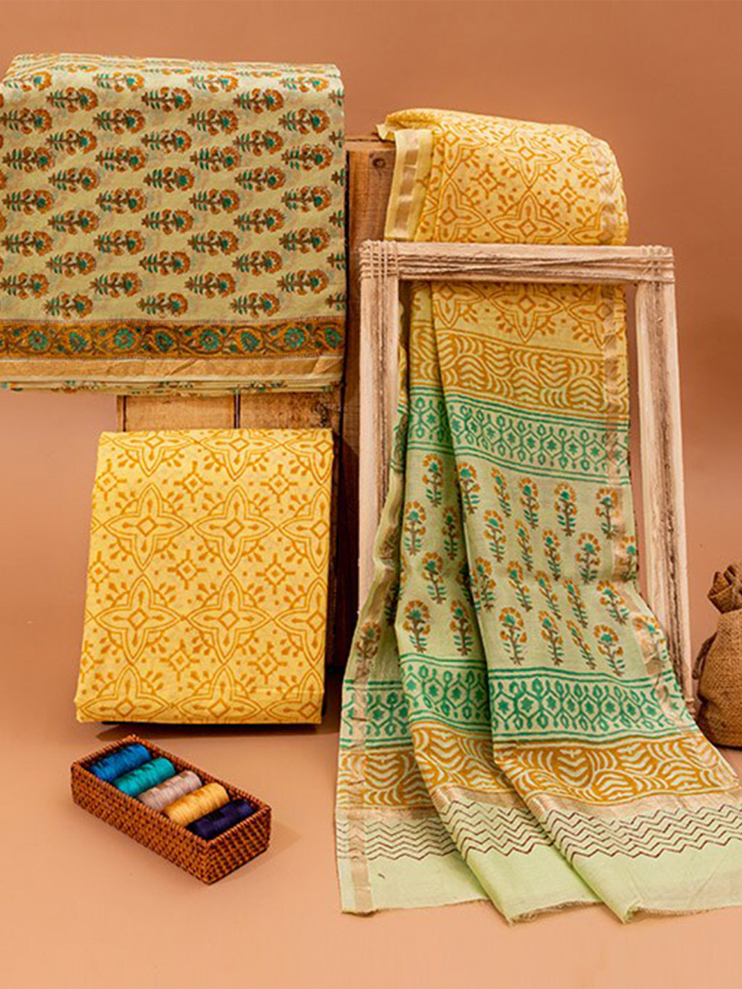 

ArtiZenWeaves Women Green & Yellow Printed Unstitched Dress Material