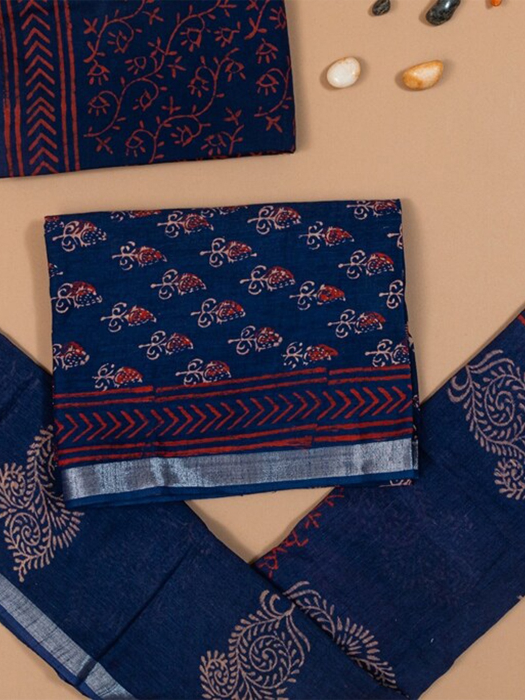 

ArtiZenWeaves Women 3 Piece Navy Blue & Red Printed Linen Unstitched Dress Material