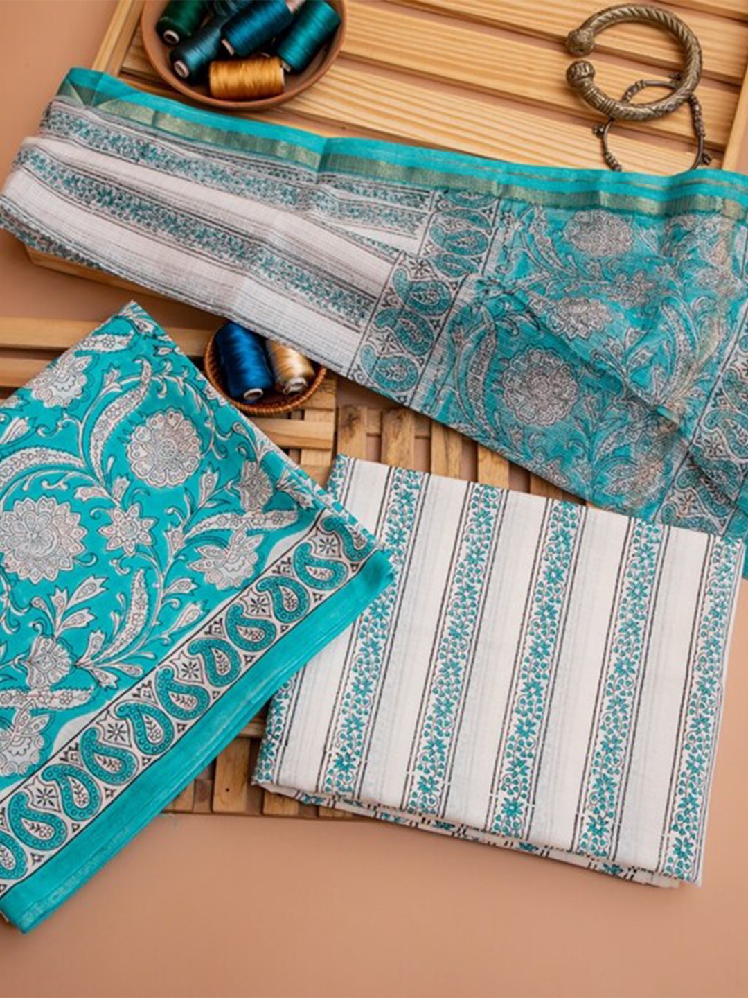 

ArtiZenWeaves Women Turquoise Blue & White Printed Pure Cotton Unstitched Dress Material