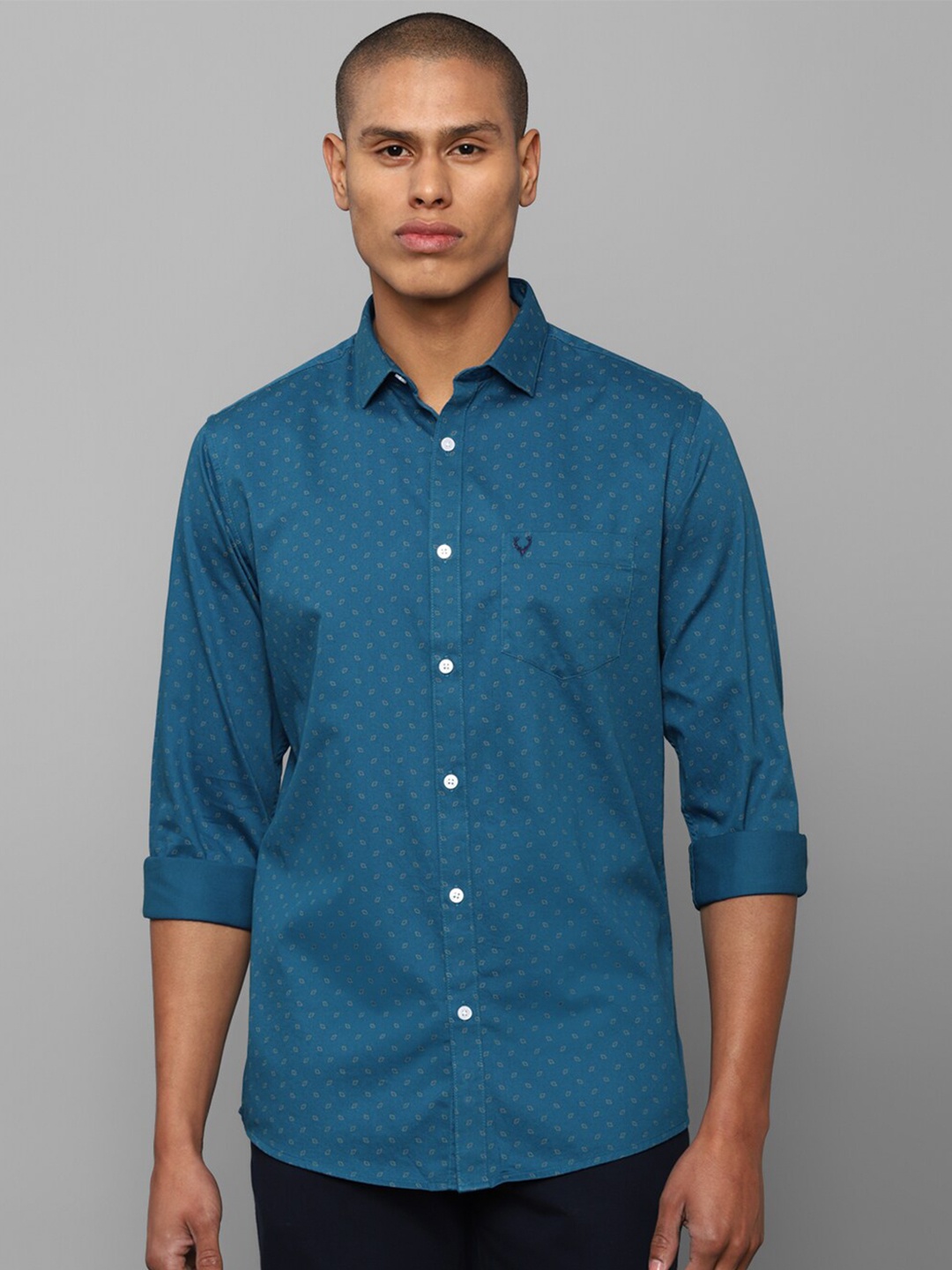 

Allen Solly Men Teal Blue Printed Pure Cotton Slim Fit Casual Shirt