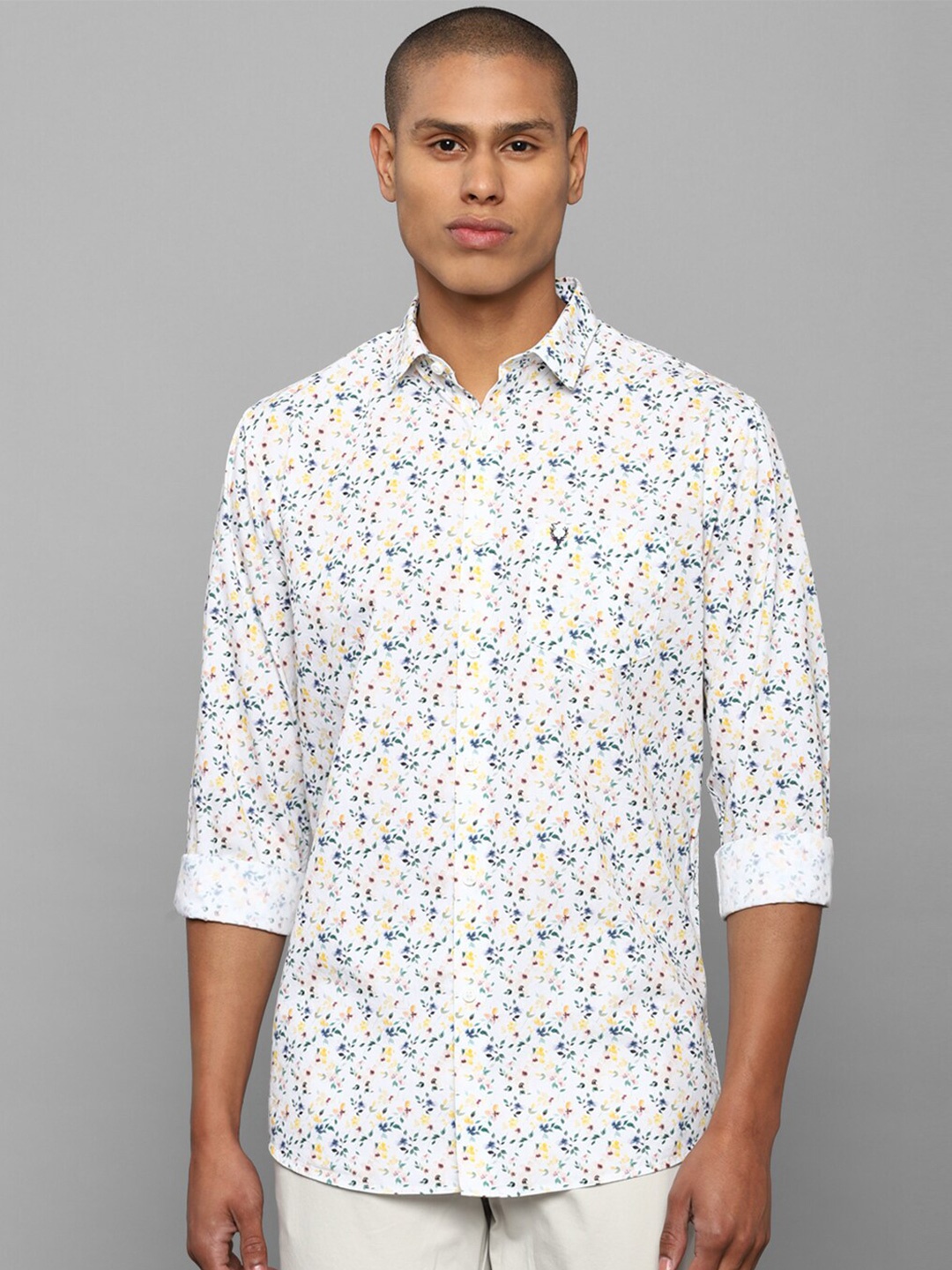 

Allen Solly Men White Floral Printed Cotton Slim Fit Casual Shirt