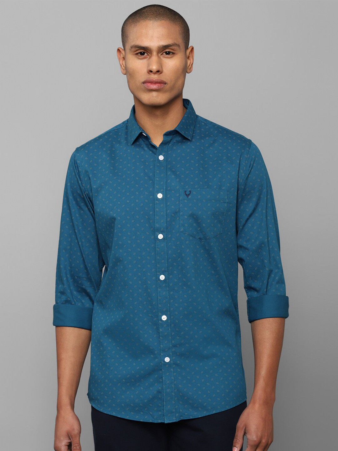 

Allen Solly Men Teal Blue Printed Pure Cotton Slim Fit Casual Shirt