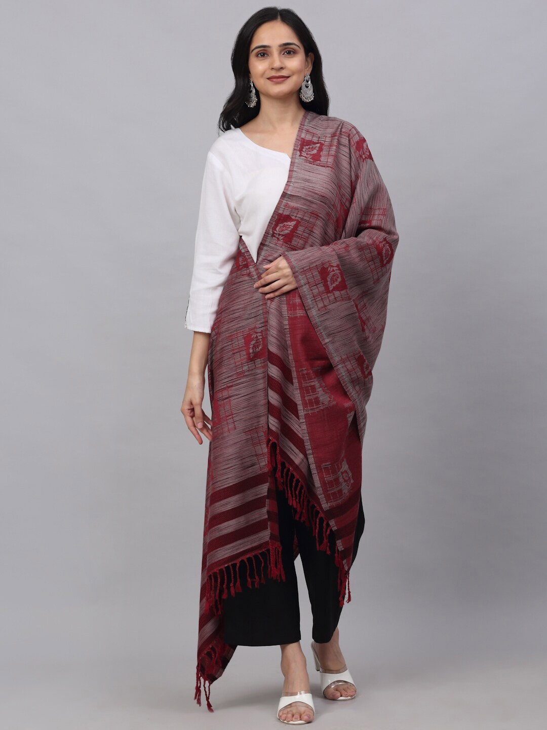 

KLOTTHE Women Mauve & Maroon Woven Design Woolen Stole