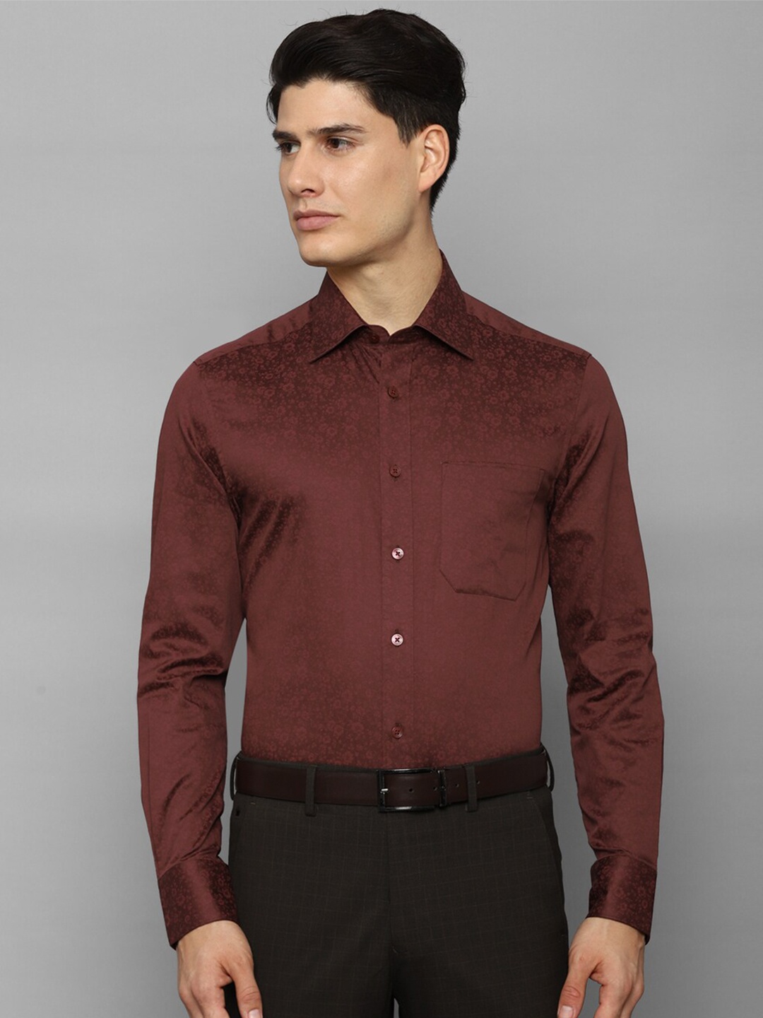 

Louis Philippe Men Maroon Floral Printed Formal Cotton Shirt