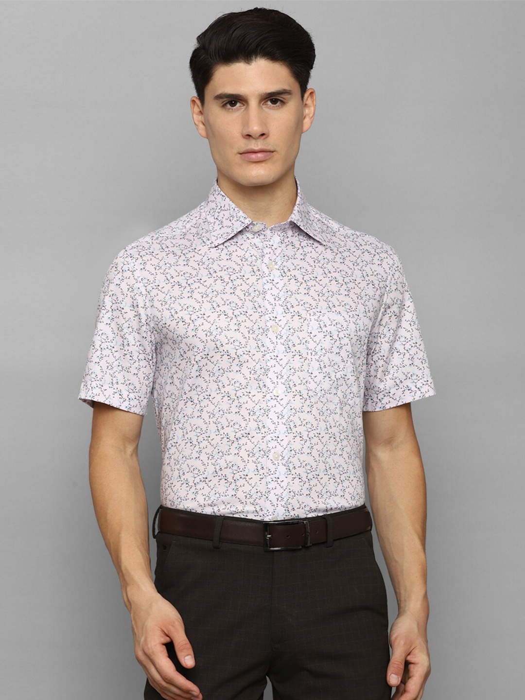 

Louis Philippe Men White Floral Printed Formal Cotton Shirt