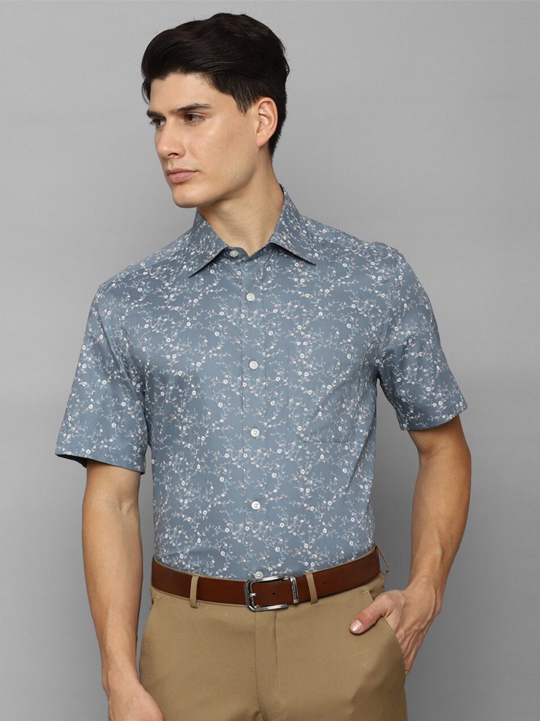 

Louis Philippe Men Floral Printed Formal Cotton Shirt, Blue