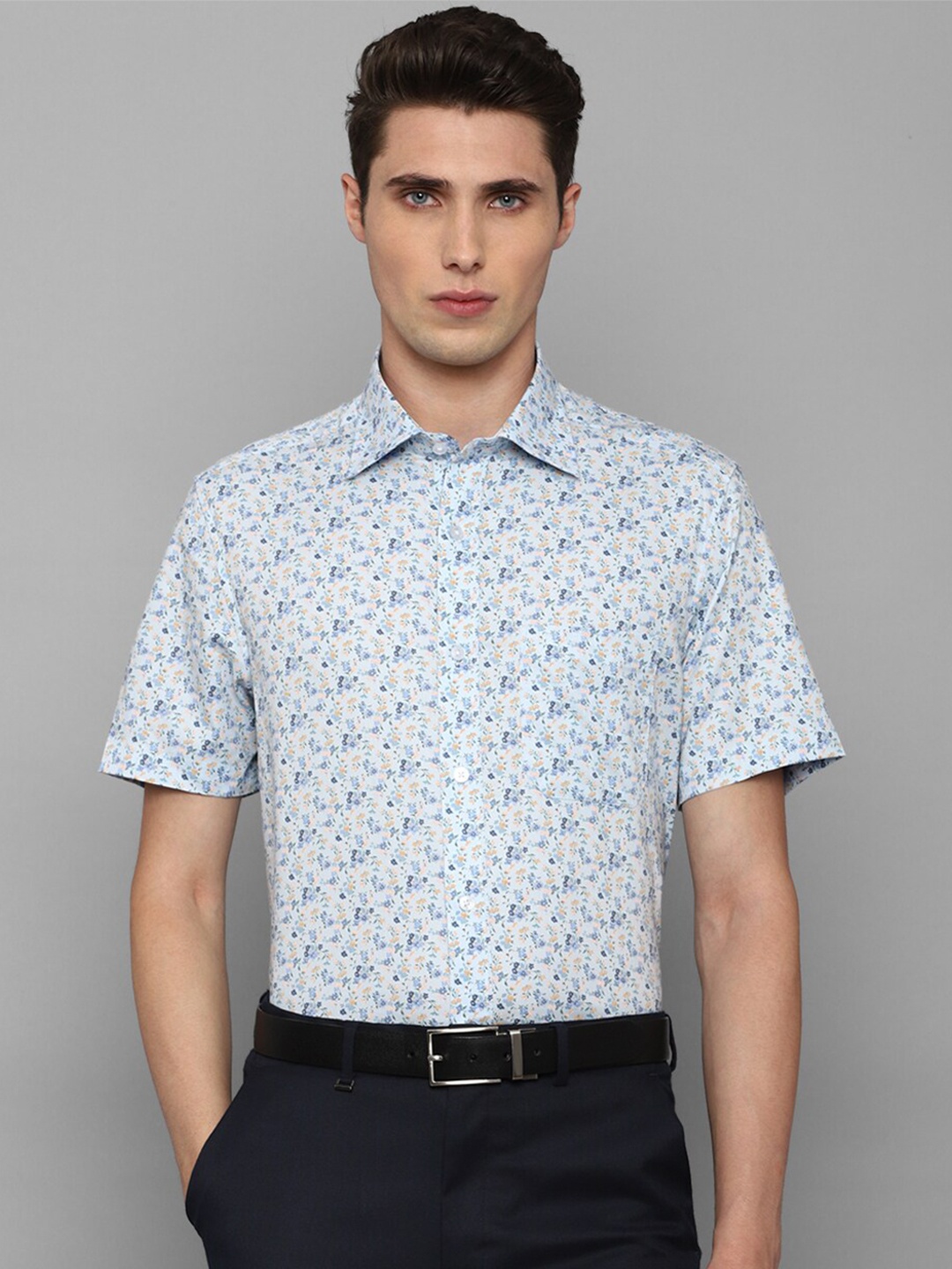 

Louis Philippe Men Blue Floral Printed Formal Cotton Shirt