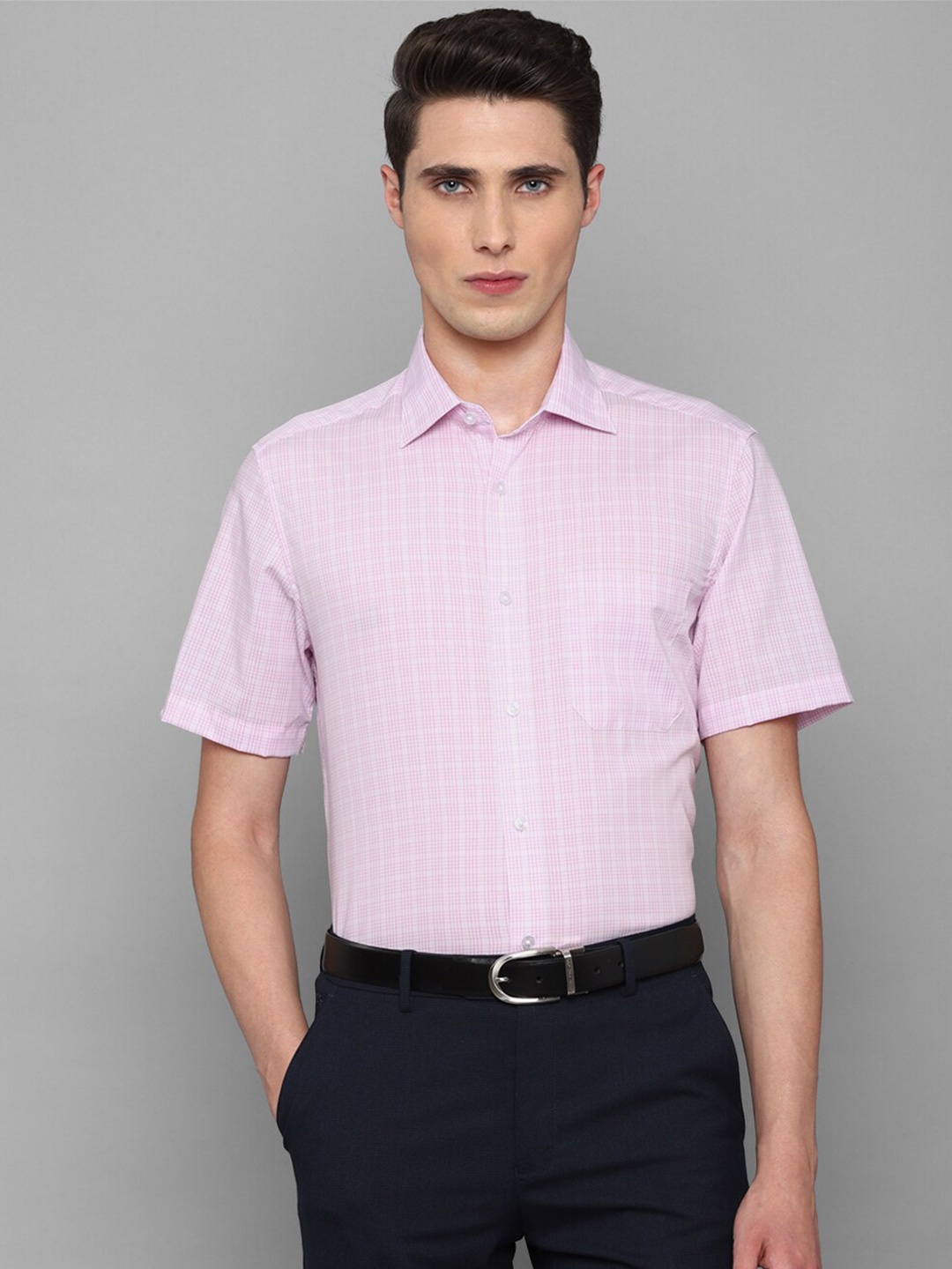 

Louis Philippe Men Pink Checked Formal Cotton Shirt